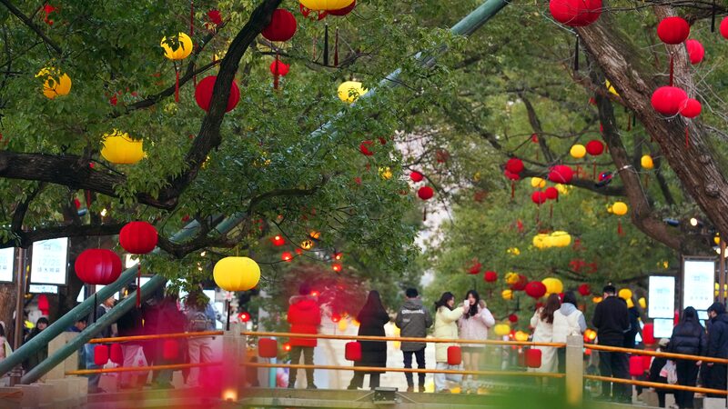 Discover_the_Enchanting_Jiangnan_Beauty_of_Wuxi_s_Huishan_Ancient_Town - Khabar Asia Discover_the_Enchanting_Jiangnan_Beauty_of_Wuxi_s_Huishan_Ancient_Town