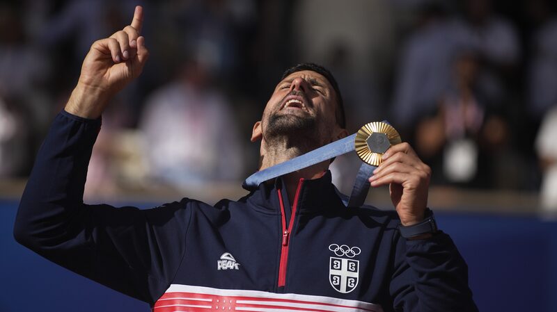 Djokovic_Fights_Off_Alcaraz_to_Finally_Strike_Olympic_Tennis_Gold - Khabar Asia Djokovic_Fights_Off_Alcaraz_to_Finally_Strike_Olympic_Tennis_Gold