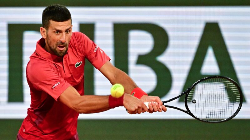 Djokovic, Sabalenka Shine Through Rainy Start at Roland Garros