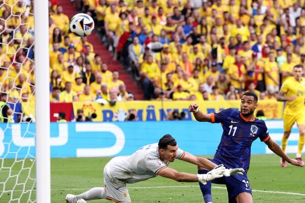 Dominant Netherlands Secure Quarterfinal Spot with 3-0 Win Over Romania