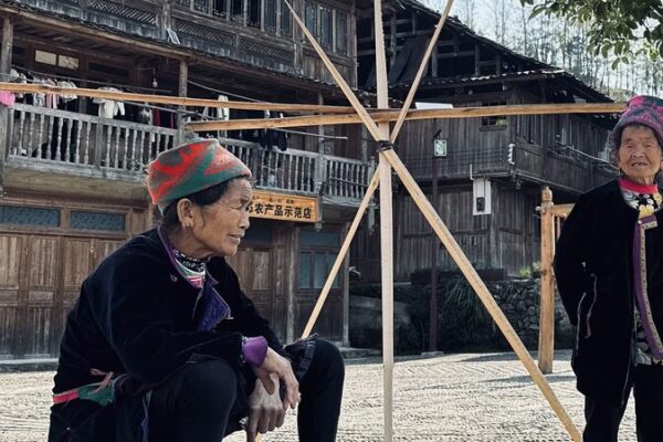 Dong Women’s Traditional Cloth: A Harmony of Life and Tradition Dong_Women_s_Traditional_Cloth__A_Harmony_of_Life_and_Tradition