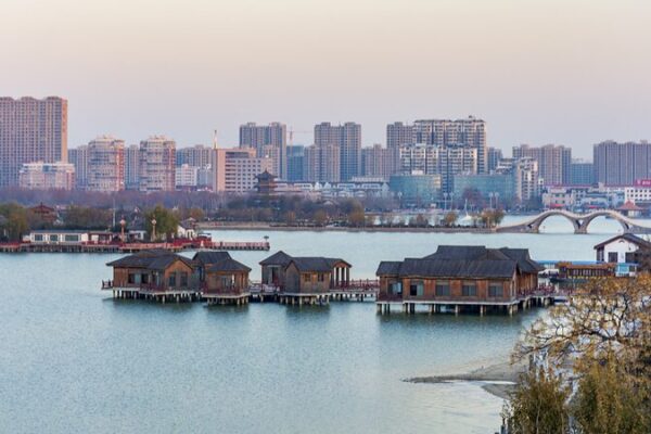 Dongchang Lake: Shandong’s Hidden Gem Offers Tranquil Retreat in Liaocheng City Dongchang Lake: Shandong's Hidden Gem Offers Tranquil Retreat in Liaocheng City video poster