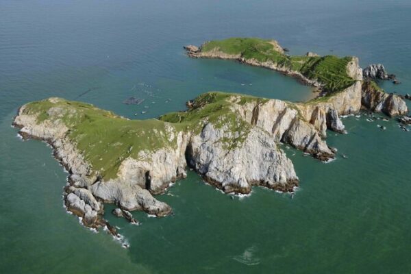Dongshuang Island: A Real-Life “Legend of Zelda” Adventure Dongshuang Island: A Real-Life "Legend of Zelda" Adventure video poster