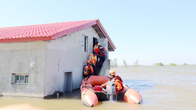 Dongting Lake Dike Breach in Central China to Be Sealed by Tuesday Noon