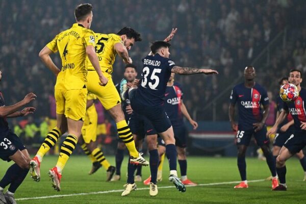 Dortmund Edge PSG to Reach Champions League Final with Hummels' Header Dortmund Edge PSG to Reach Champions League Final with Hummels' Header