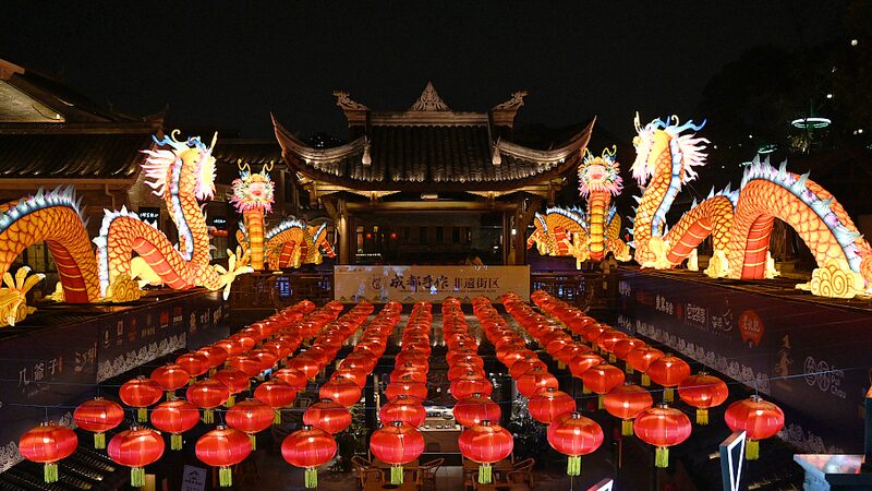Dragon_Lanterns_Light_Up_Chengdus_Night_Sky_Ahead_of_Spring_Festival - Khabar Asia Dragon Lanterns Light Up Chengdu's Night Sky Ahead of Spring Festival