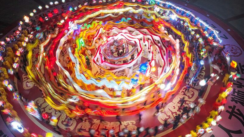 Dragon and Lion Dances Illuminate Lantern Fair in Central China's Hunan Province