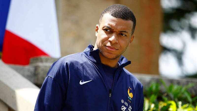 Dream_Come_True__Kylian_Mbappe__Joins_Real_Madrid_in_Landmark_Deal - Khabar Asia Dream_Come_True__Kylian_Mbappe__Joins_Real_Madrid_in_Landmark_Deal