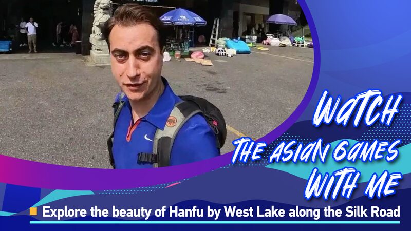 Dutch_Vlogger_Tomas_Explores_Hangzhous_Hanfu_Culture_Along_West_Lake - Khabar Asia Dutch Vlogger Tomas Explores Hangzhou's Hanfu Culture Along West Lake