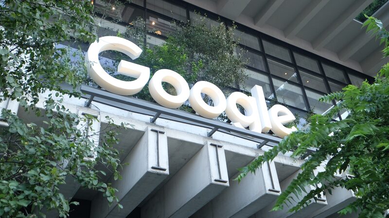 EU_Privacy_Regulator_Investigates_Google_s_Use_of_User_Data_in_AI_Development - Khabar Asia EU_Privacy_Regulator_Investigates_Google_s_Use_of_User_Data_in_AI_Development