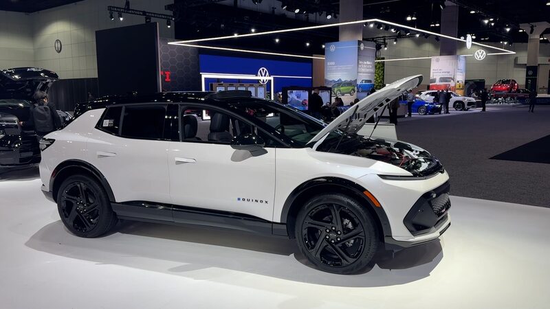 EVs_Steal_the_Spotlight_at_the_2024_Los_Angeles_Auto_Show_poster - Khabar Asia EVs_Steal_the_Spotlight_at_the_2024_Los_Angeles_Auto_Show video poster