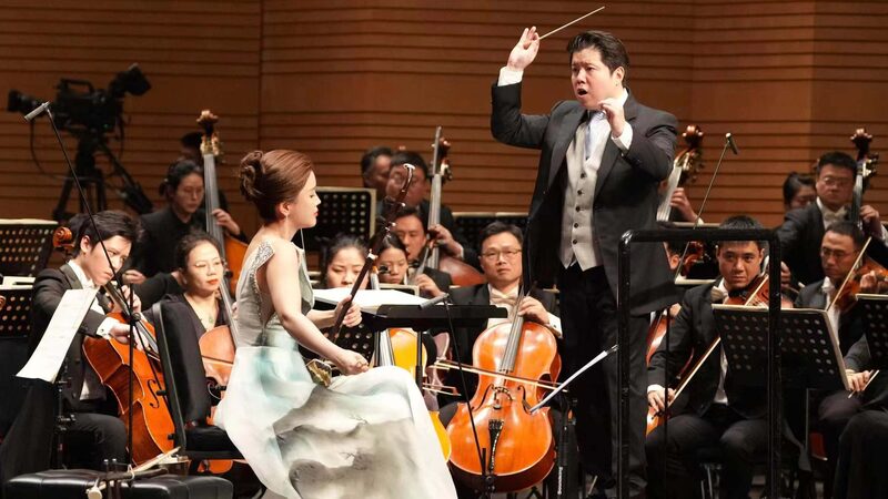 East_Meets_West___Jiu_Ge___Eros_Athanatos__Captivates_Beijing_Audience - Khabar Asia East_Meets_West___Jiu_Ge___Eros_Athanatos__Captivates_Beijing_Audience