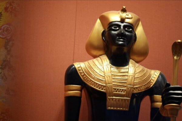 Egyptian Gifts Featuring Pharaoh Tutankhamun Shine in Beijing Exhibition Egyptian_Gifts_Featuring_Pharaoh_Tutankhamun_Shine_in_Beijing_Exhibition video poster