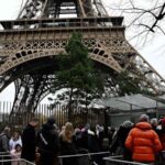Eiffel_Tower_Evacuated_After_Fire_Alarm_Triggered_by_Short_Circuit video poster