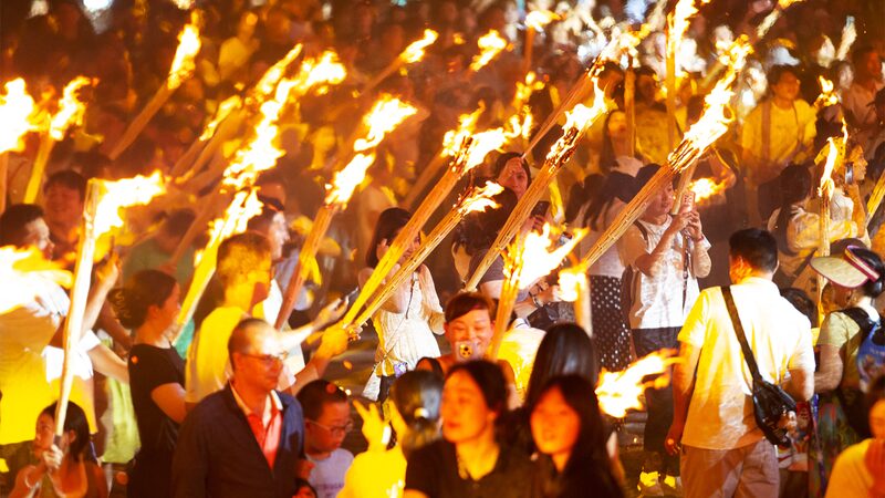 Embrace_the_Flames__Experience_the_Yi_Ethnic_Group_s_Vibrant_Torch_Festival - Khabar Asia Embrace_the_Flames__Experience_the_Yi_Ethnic_Group_s_Vibrant_Torch_Festival