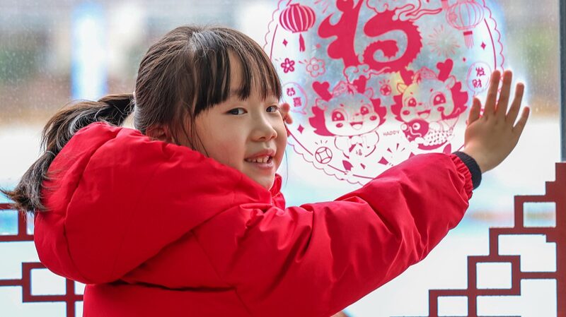 Embracing_Tradition_What_to_Wear_for_the_Spring_Festival - Khabar Asia Embracing Tradition: What to Wear for the Spring Festival