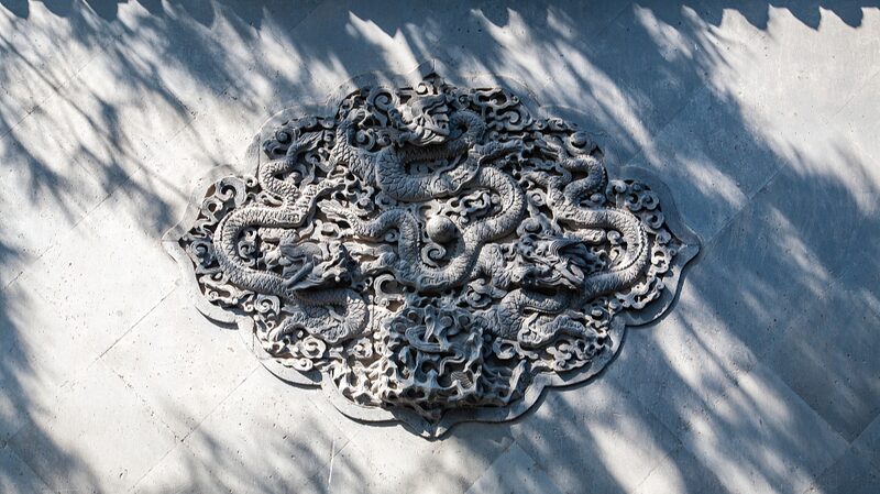 Embracing_the_Year_of_the_Loong_Dragons_in_Ancient_Chinese_Architecture - Khabar Asia Embracing the Year of the Loong: Dragons in Ancient Chinese Architecture