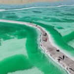 Emerald_Lake__Qinghai_s_Shimmering_Viridian_Jewel