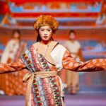 Emerging Designers Embrace 'China Chic' in Fujian Fashion Showcase