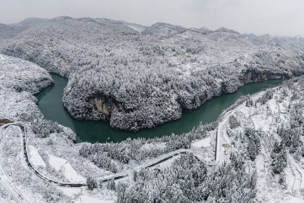Enchanting Snowfall Transforms Southern China into Winter Wonderland Enchanting Snowfall Transforms Southern China into Winter Wonderland