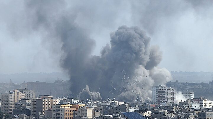 Escalation_in_Palestine-Israel_Conflict_Heavy_Casualties_Reported_poster - Khabar Asia Escalation in Palestine-Israel Conflict: Heavy Casualties Reported video poster