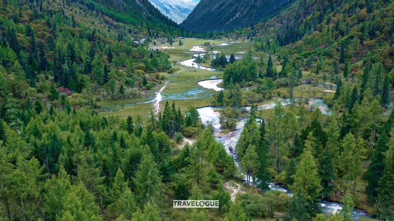 Escape_to_Muluozi_Campsite_Sichuans_Secluded_Valley_Retreat - Khabar Asia Escape to Muluozi Campsite: Sichuan's Secluded Valley Retreat