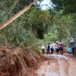 Essential_Services_Restored_in_Flood_Hit_Hunan_Province_Villages
