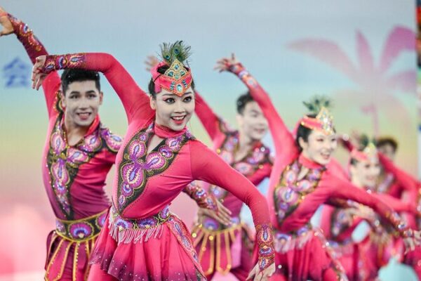 Ethnic Aerobics Event Dazzles Spectators at National Games in Sanya Ethnic_Aerobics_Event_Dazzles_Spectators_at_National_Games_in_Sanya