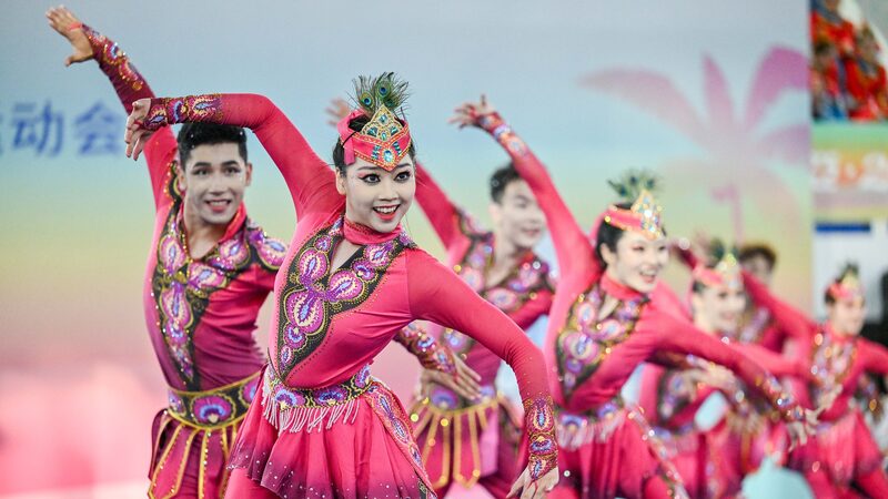 Ethnic_Aerobics_Event_Dazzles_Spectators_at_National_Games_in_Sanya - Khabar Asia Ethnic_Aerobics_Event_Dazzles_Spectators_at_National_Games_in_Sanya