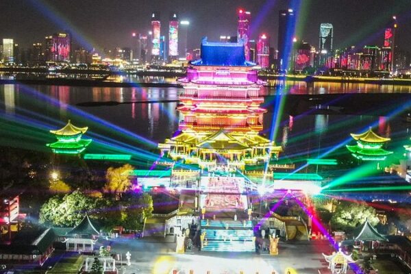 Experience the Nighttime Splendor of Nanchang's Pavilion of Prince Teng video poster