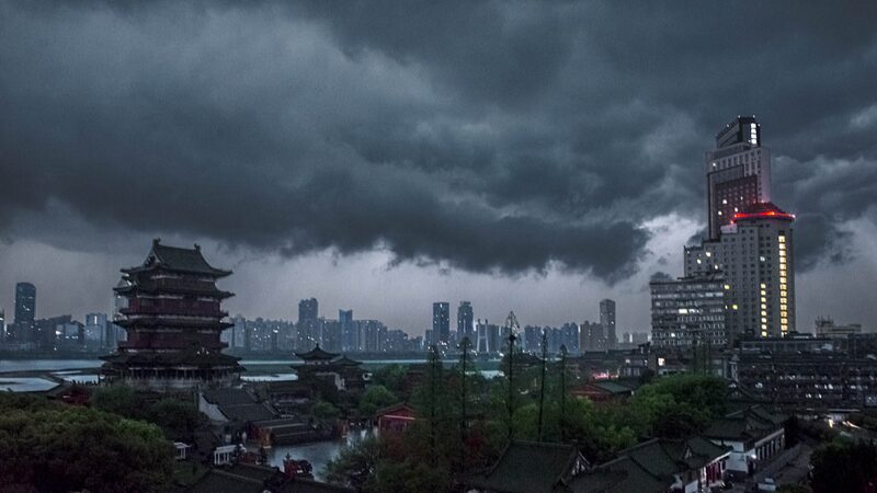 Experts_Analyze_Gale_Winds_Accident_that_Claimed_3_Lives_in_Chinas_Jiangxi_poster - Khabar Asia Experts Analyze Gale Winds Accident that Claimed 3 Lives in China's Jiangxi video poster