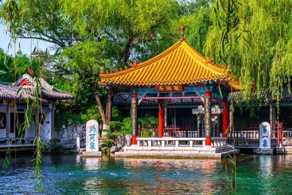 Exploring Baotu Spring: The Gem of Jinan's 'City of Springs' video poster