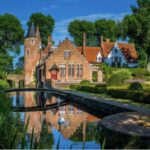 Exploring Belgium's Kasteel van Oostkerke Castle: A Journey Through Flemish Art video poster
