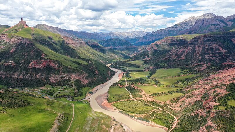Exploring_Chinas_Grand_Canyon_The_Majestic_Angsai_Canyon - Khabar Asia Exploring China's Grand Canyon: The Majestic Angsai Canyon