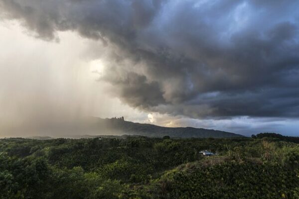 Exploring Hainan's Qixianling: The Enchanting Seven Fairy-Lady Mountain video poster