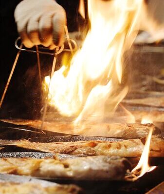 Exploring_Shazhou_Night_Market__Where_Flavors_Meet_Art_in_Dunhuang