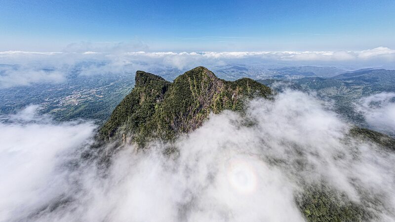 Exploring_Wuzhi_Mountain_Hainans_Majestic_Five-Finger_Peak_poster - Khabar Asia Exploring Wuzhi Mountain: Hainan's Majestic Five-Finger Peak video poster