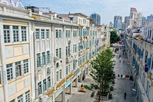 Exploring Xiamen’s Zhongshan Road: A Blend of History and Modernity Exploring Xiamen's Zhongshan Road: A Blend of History and Modernity video poster