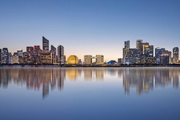 Exploring_the_Architectural_Marvels_of_Qianjiang_New_Town_in_Hangzhou video poster