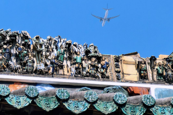 Exploring the Chen Clan Ancestral Hall: A Masterpiece of Art and Legacy Exploring_the_Chen_Clan_Ancestral_Hall__A_Masterpiece_of_Art_and_Legacy