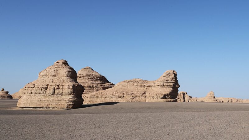 Exploring_the_Enchanting_Landscapes_of_Dunhuang_Yardang_National_Geopark - Khabar Asia Exploring_the_Enchanting_Landscapes_of_Dunhuang_Yardang_National_Geopark