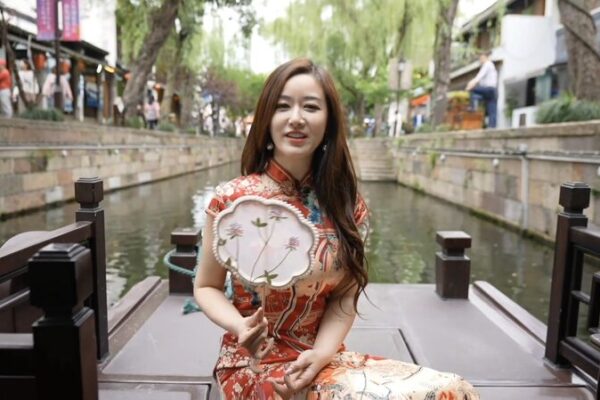 Exploring the Harmony of Old and New in Shaoxing's Ancient Towns video poster