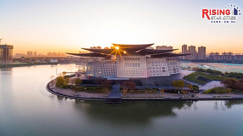 Exploring_the_Splendor_of_Wuxi_Grand_Theater__A_Cultural_Jewel_in_Jiangsu_Province_poster - Khabar Asia Exploring_the_Splendor_of_Wuxi_Grand_Theater__A_Cultural_Jewel_in_Jiangsu_Province video poster