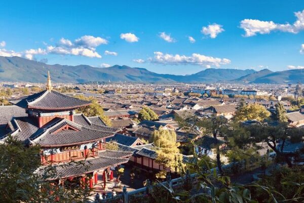 Exploring the Timeless Elegance of Mu Residence in Lijiang Ancient Town video poster