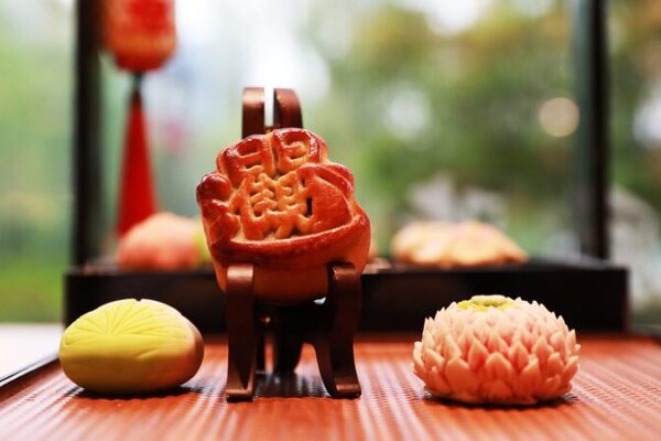 Exquisite_Tang_Dynasty_inspired_Mooncakes_Delight_Visitors_in_Xi_an
