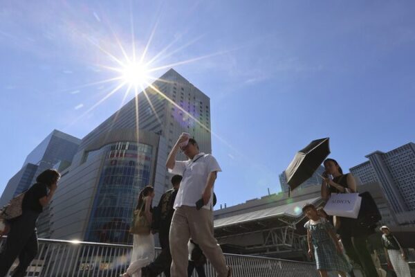Extreme Heat Wave Strikes Japan, Over 80 Heat Stroke Cases Reported in Tokyo Extreme_Heat_Wave_Strikes_Japan__Over_80_Heat_Stroke_Cases_Reported_in_Tokyo