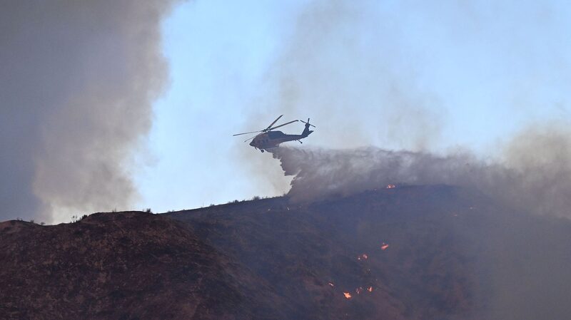 Fast_Moving_Wildfire_Erupts_in_Los_Angeles__Prompting_Evacuations - Khabar Asia Fast_Moving_Wildfire_Erupts_in_Los_Angeles__Prompting_Evacuations
