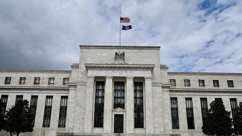 Fed_s_Unexpected_Rate_Cut_Sparks_Global_Economic_Ripples - Khabar Asia Fed_s_Unexpected_Rate_Cut_Sparks_Global_Economic_Ripples
