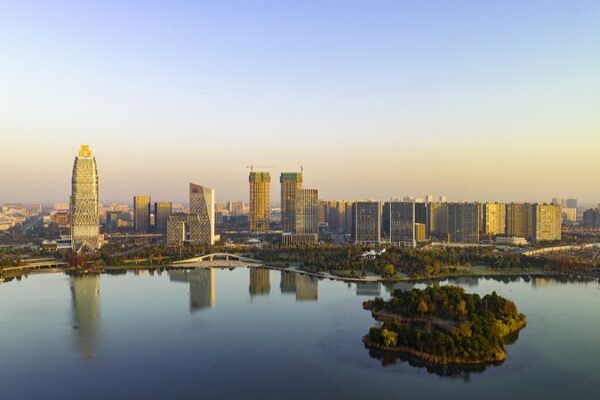 Fenghuang Lake: The Sapphire of Tongxiang in Zhejiang Province video poster