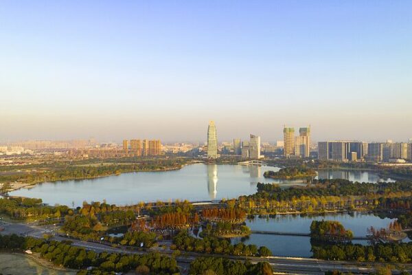 Fenghuang Lake: The Sapphire of Tongxiang in Zhejiang Province video poster